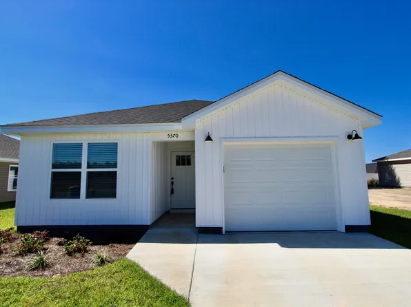 5370 Highview Dr, Crestview, FL 32539