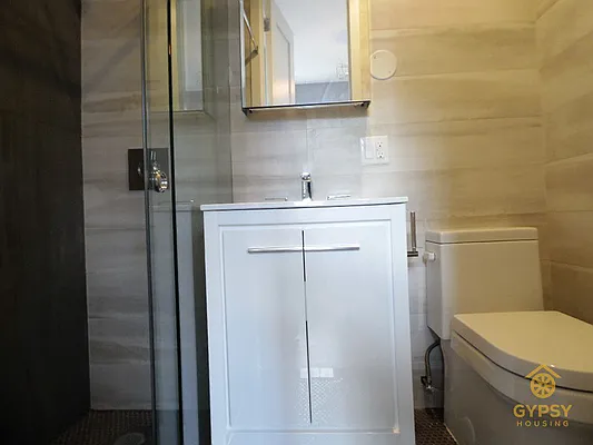 Rented by Gypsy Housing LLC | media 28