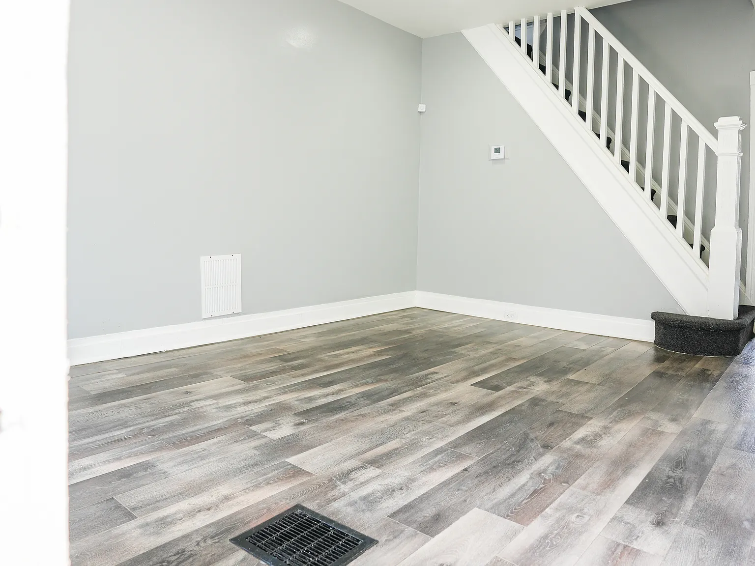 2 bed, 1018 sqft, $2,200 — Photo 3