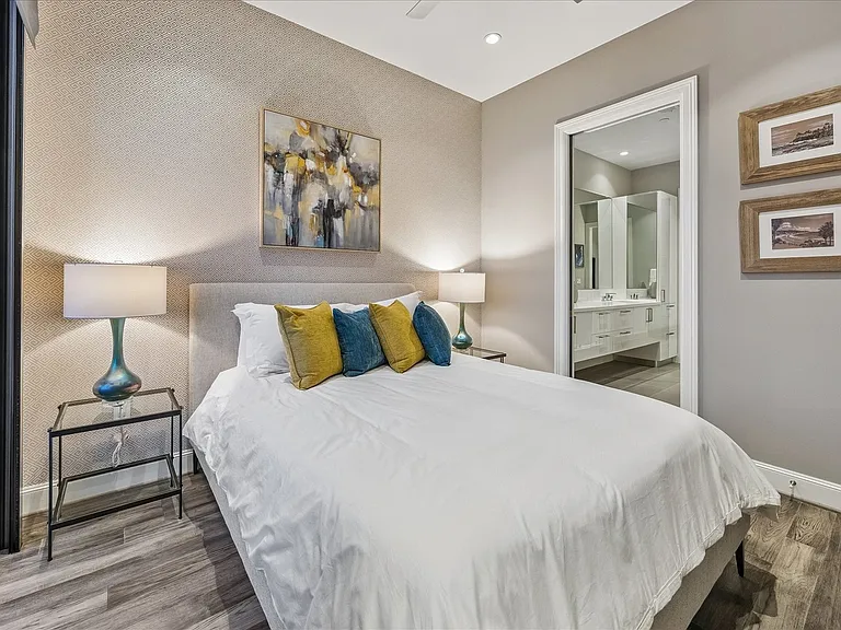 1211 Caroline St #1304 — Photo 16