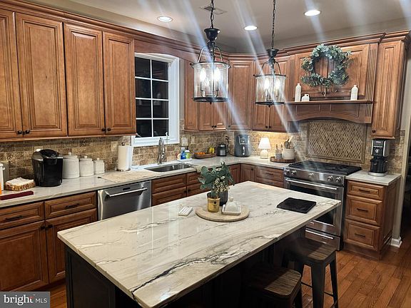 5th image of 41 Shelbourne Rd