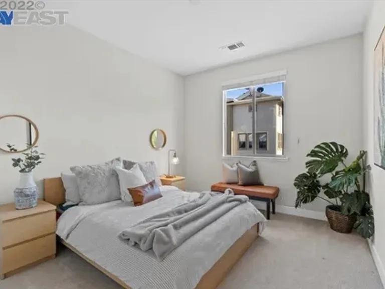 271 Fennel Way — Photo 30