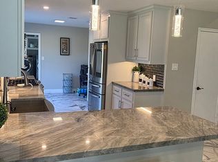 2902 Spring Creek Ln, Pearland, TX 77581