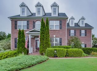 5915 Lake Windsor Pkwy, Buford, GA 30518