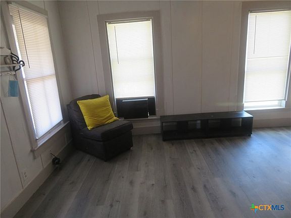 5th image of 308 N Pumphrey St