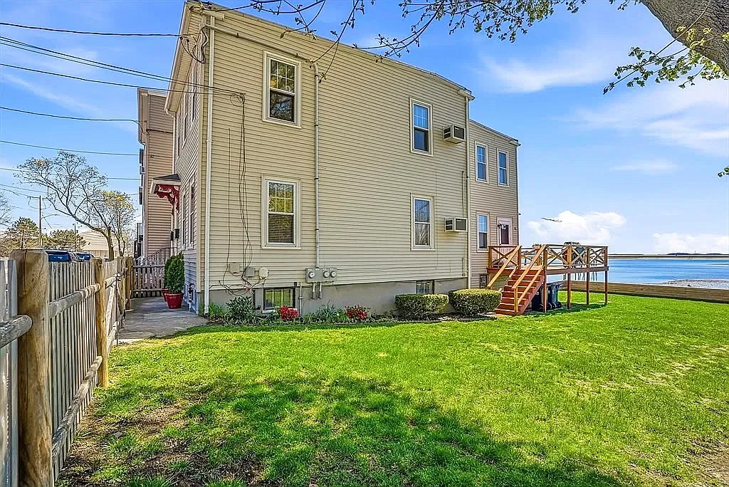 3 bed, 1700 sqft, $3,000 — Photo 2
