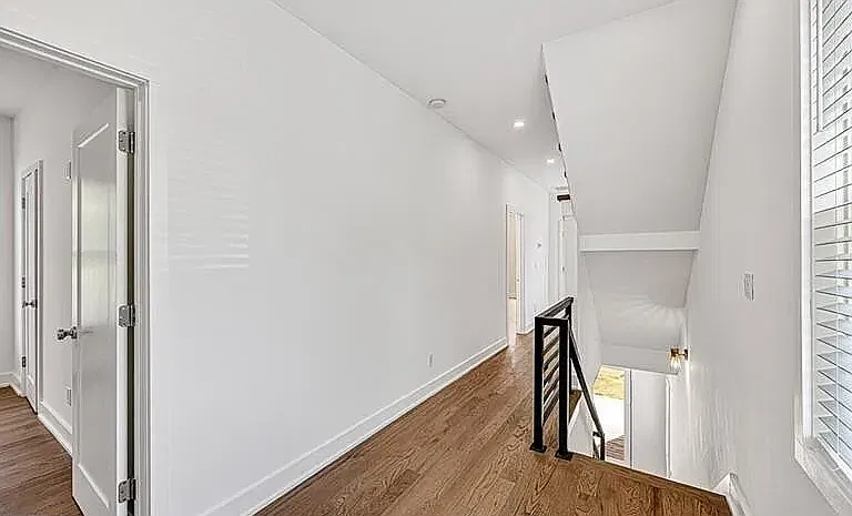 985 McDaniel St SW — Photo 24