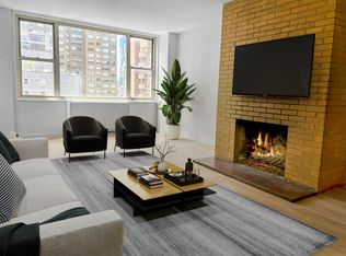 166 E 34th St #2007, New York, NY 10016