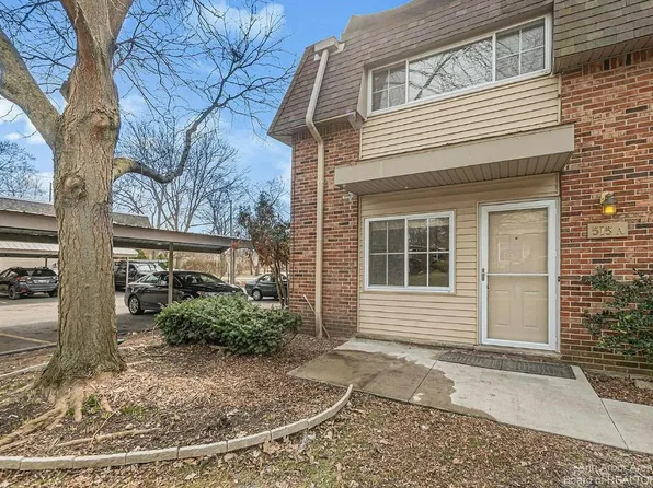 515 Longshore Dr APT A, Ann Arbor, MI 48105