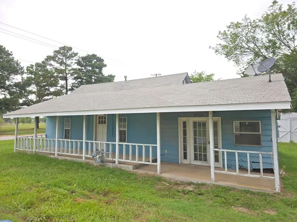 406 SW 1st St, Gentry, AR 72734