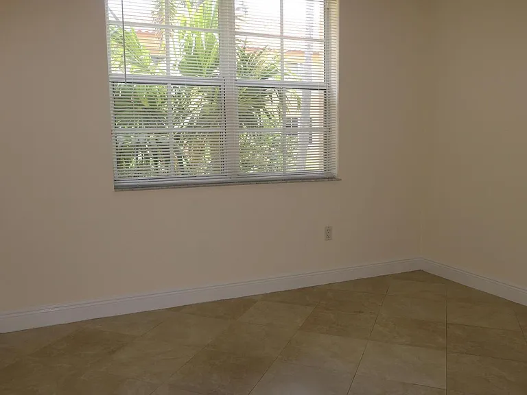 1803 N Flagler Dr #212 — Photo 10