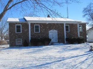 70 Lakeview Dr, Defiance, OH 43512