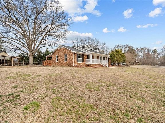 2nd image of 2436 Hillford Dr