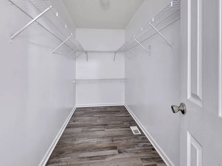9431 Jenkins Ln — Photo 27