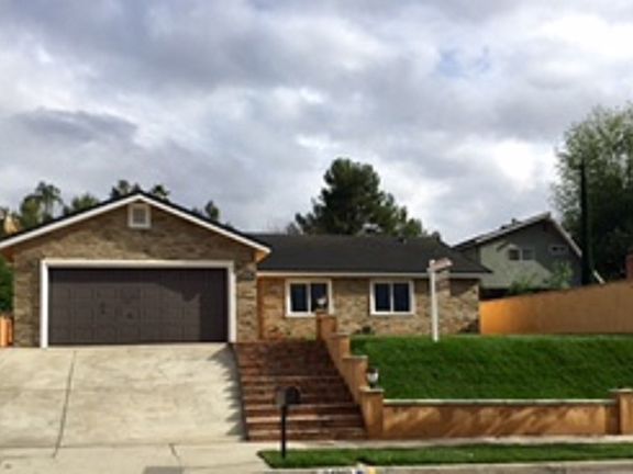 2nd image of 24312 Vista Buena Dr