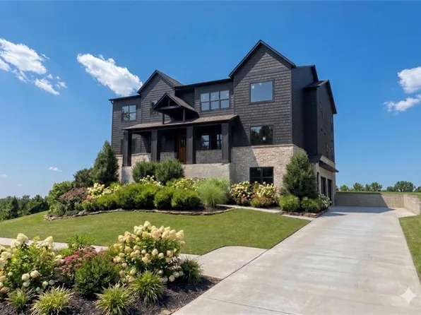 6415 Rock Springs Cir, Buford, GA 30518
