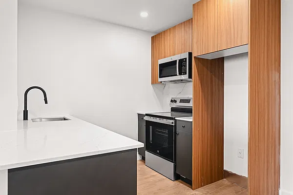 Kitchen, photo 1