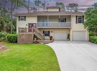 558 Corbel Dr, Naples, FL 34110