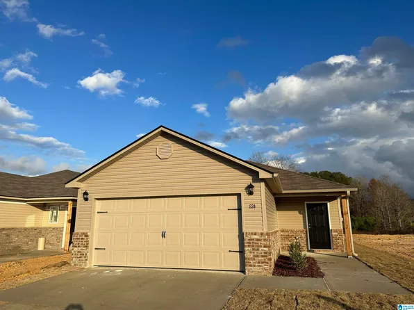824 Lora Ln, Odenville, AL 35120