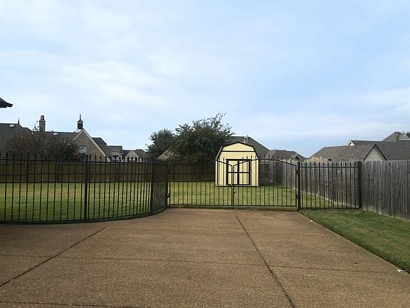 5th image of 7461 Wisteria Dr
