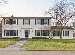 1191 Furlong Dr, Libertyville, IL