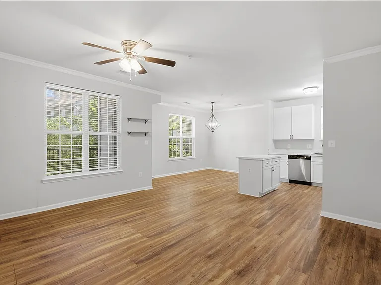 21228 McFadden Sq #314 — Photo 14