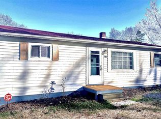 510 Tabor Rd, Olin, NC 28660