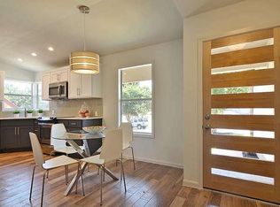 1132 Concho St, Austin, TX 78702