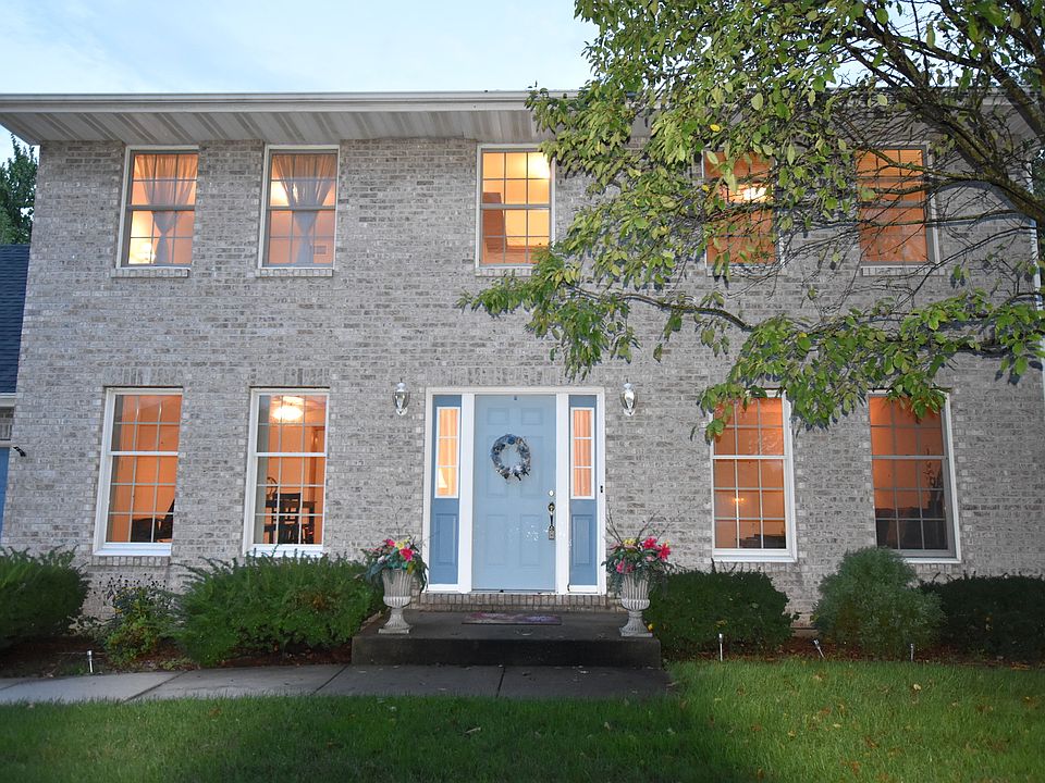 1st image of 1116 Oxford Ln