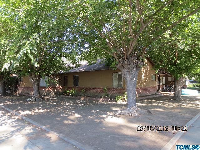 1st image of 206 W Race Avenue