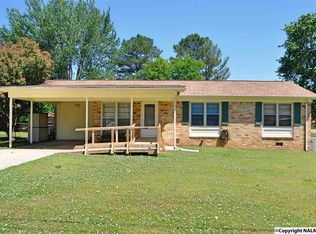 2906 Clairborne Rd NW, Huntsville, AL 35810