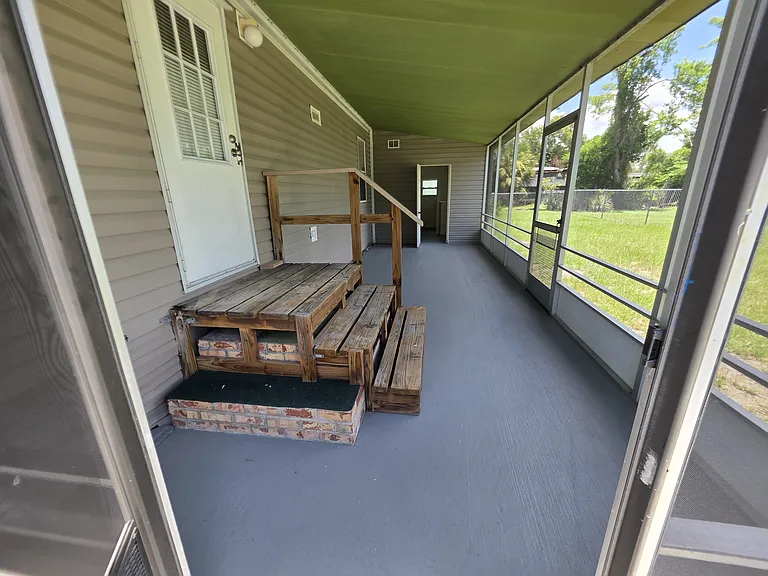29548 Benjamin Dr — Photo 9