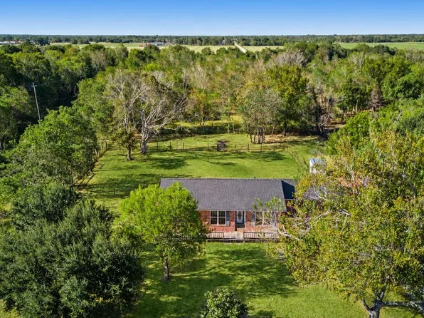 5502 Wickwillow Ln, Alvin, TX 77511