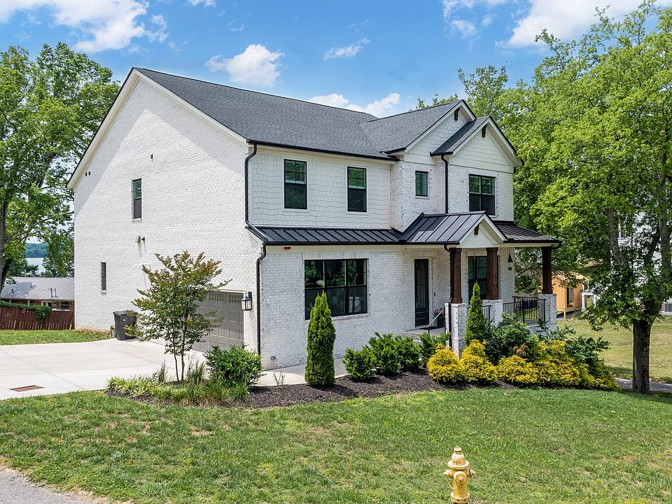1st image of 104 Ruby Dr