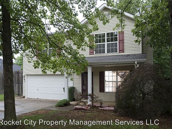 2nd image of 305 Harvestwood Ct
