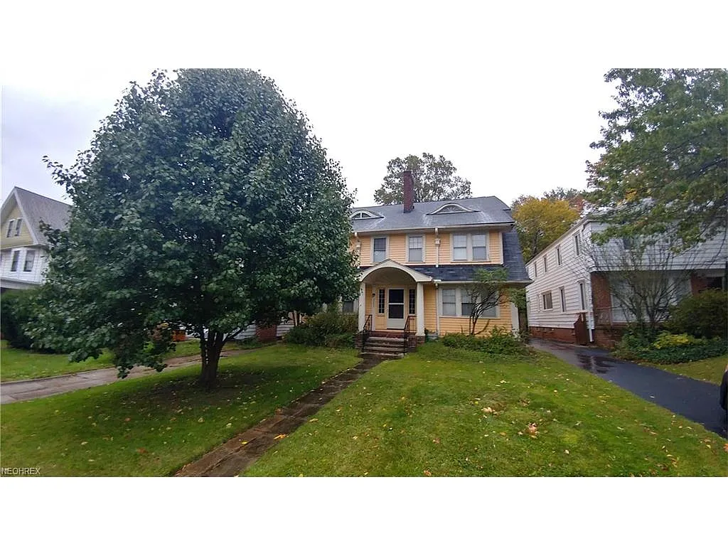 2285 S Overlook Rd photo 1