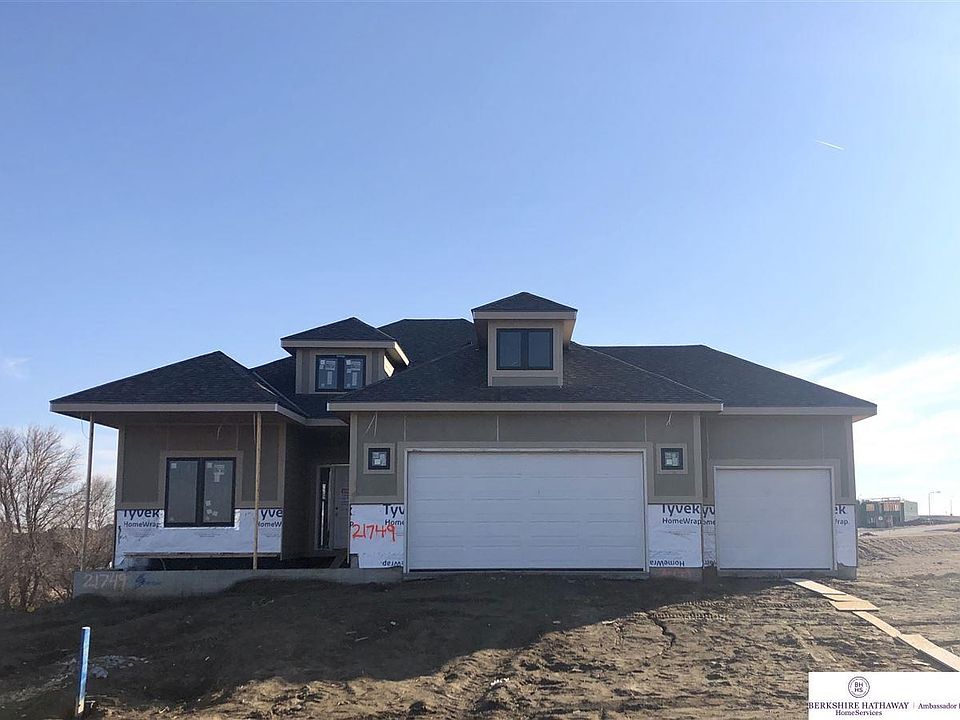 1st image of 21749 G St