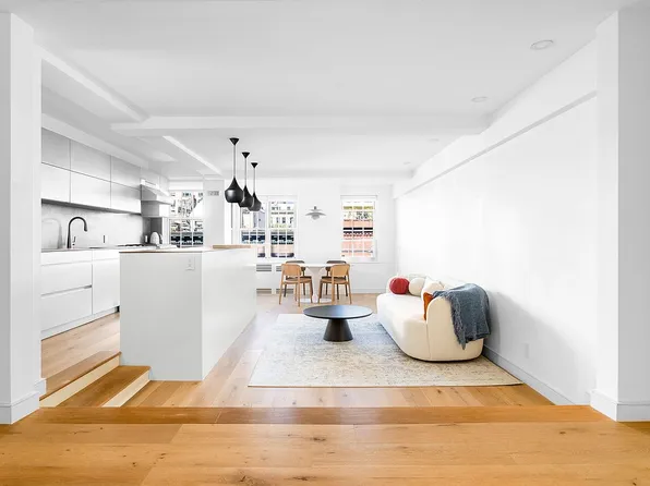 320 W 76th St #7DE, New York, NY 10023