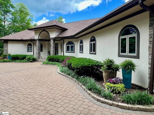 2 New Dawn Ct, Landrum, SC 29356