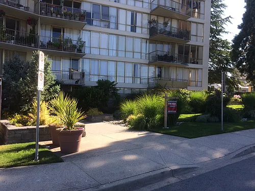 2025 Bellevue Ave Photo 1