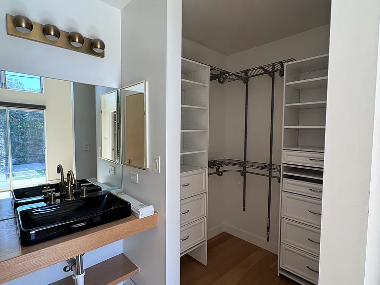634 E Fairview Blvd — Photo 12