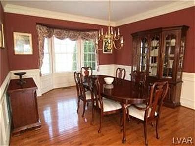 5th image of 4391 Anthony Dr
