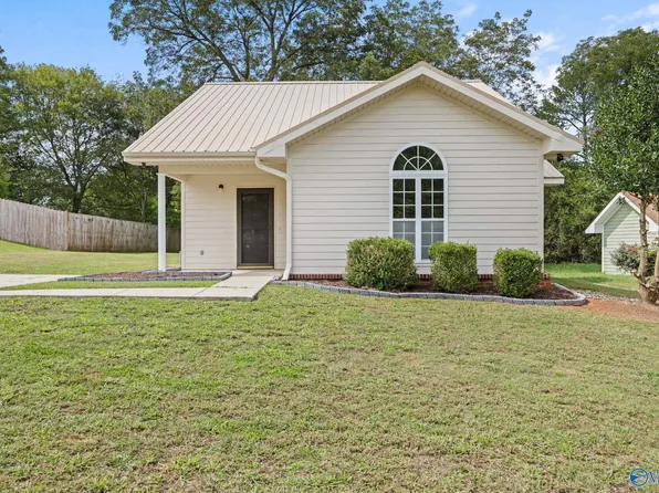 309 Adell Pl, Athens, AL 35611