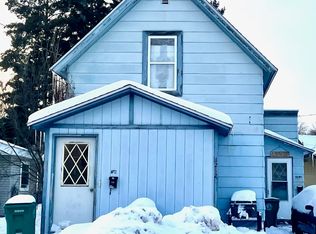 1212 Division St, Marquette, MI 49855