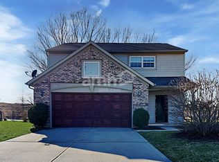 6676 Wimbledon Dr, Zionsville, IN 46077