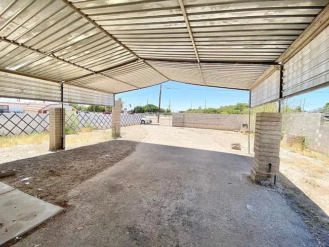2 bed, $1,295 — Photo 1