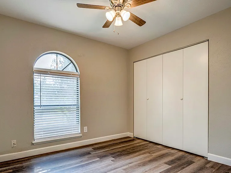 7813 Evening Star Dr — Photo 19