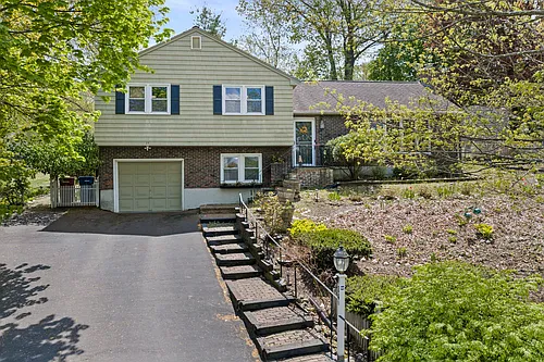 34 Rivers Ln Photo 1
