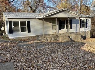 169 Farley Ln, Hartsville, TN 37074
