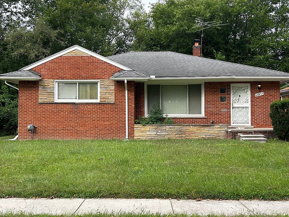 1st image of 21871 Westhampton Ave